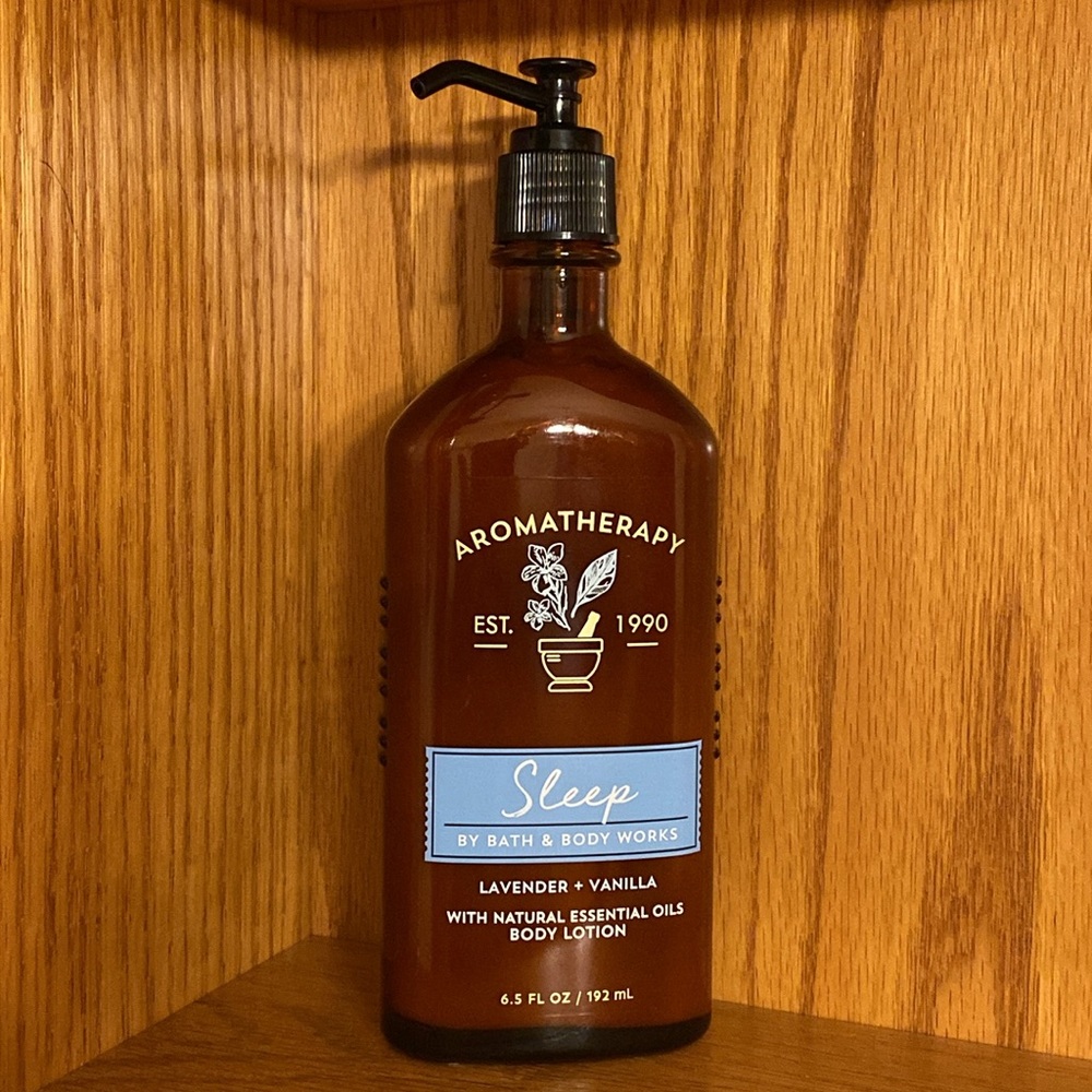 Bath & Body Works LAVENDER VANILLA SLEEP Aromatherapy Body Lotion NWT